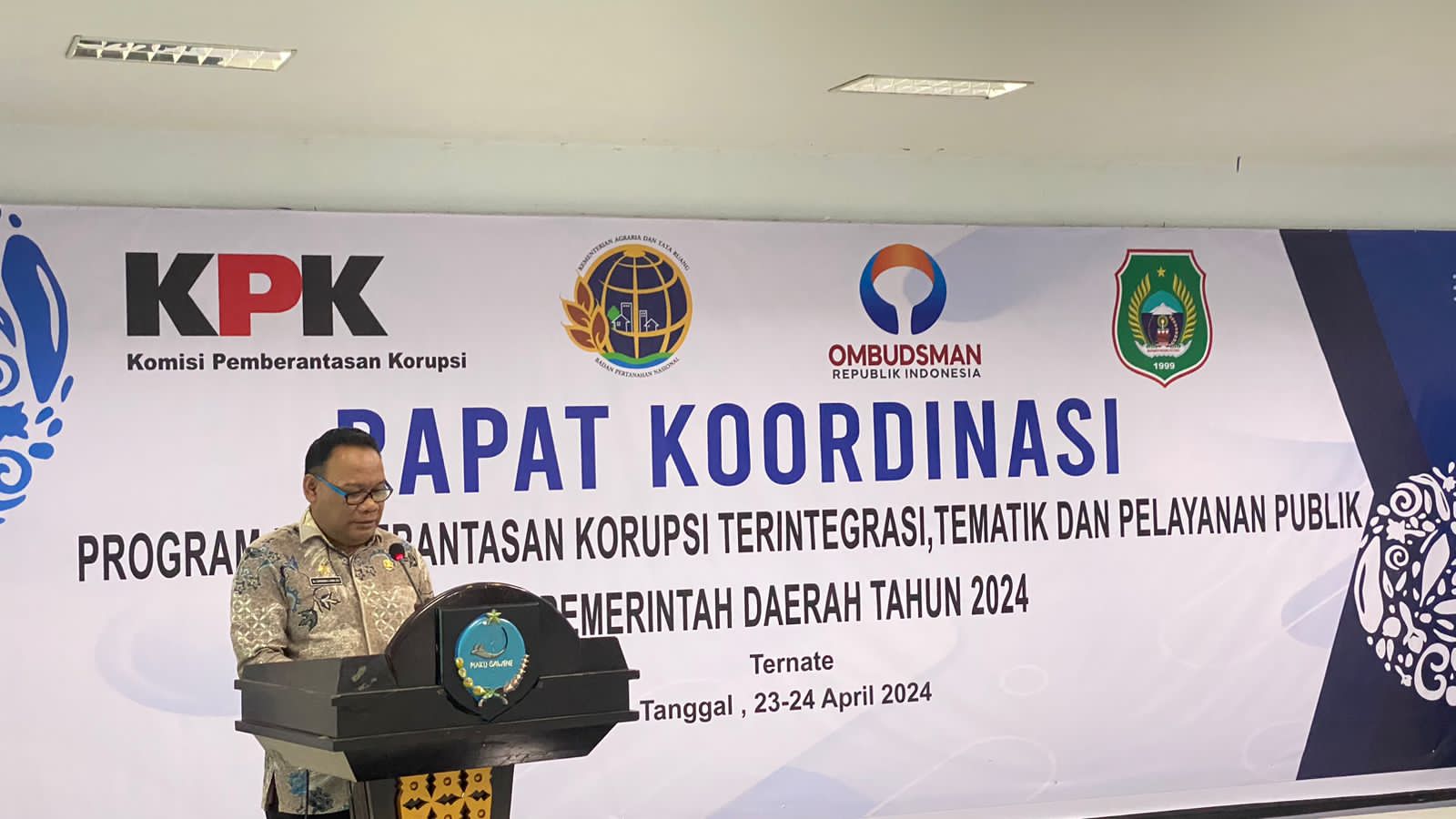 Sekda Malut buka rak KPK
